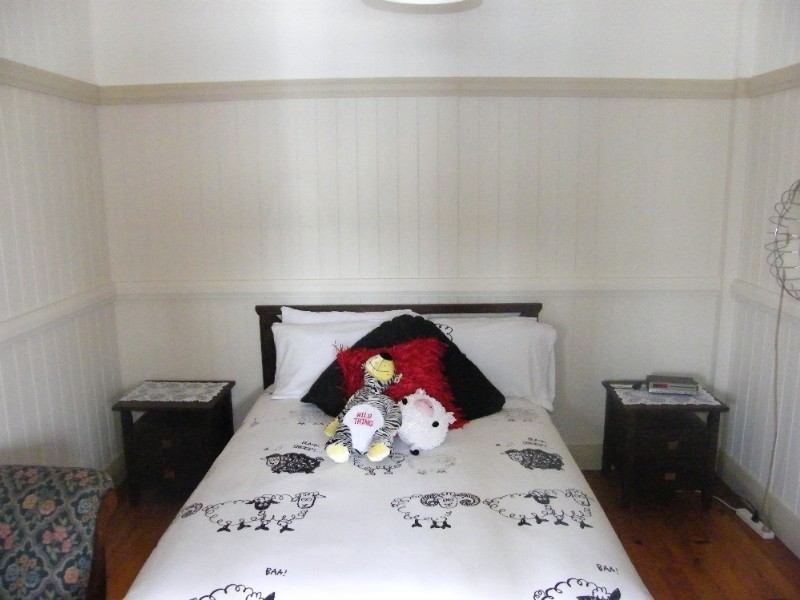 36 Days Road, Grange QLD 4051