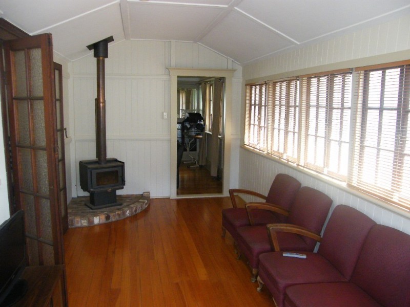 36 Days Road, Grange QLD 4051