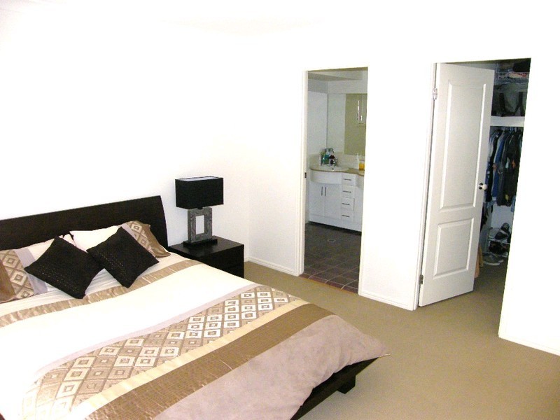 79 Royal Parade, Alderley QLD 4051