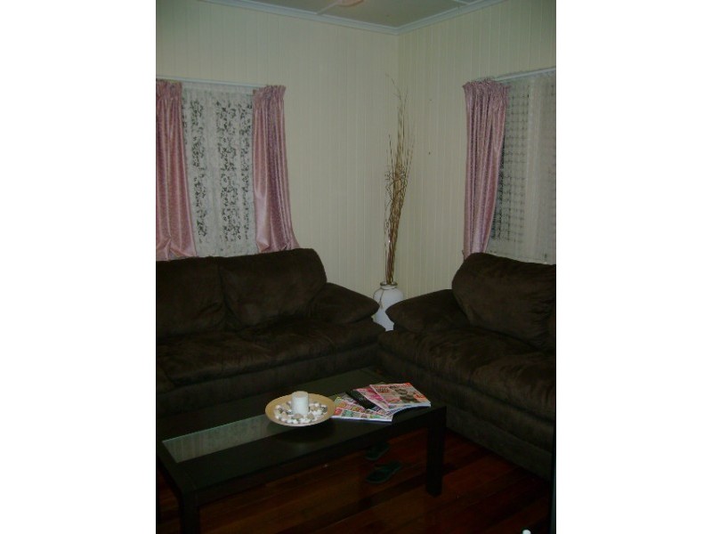 44 Dorrigo Street, Stafford Heights QLD 4053