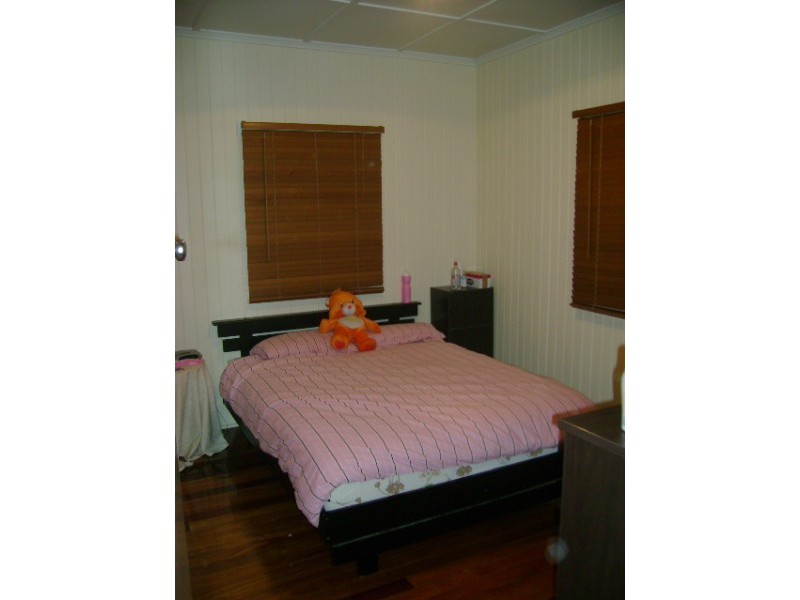 44 Dorrigo Street, Stafford Heights QLD 4053