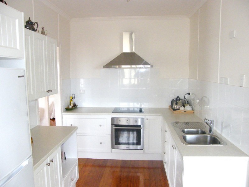 5 Wilgarning Street, Stafford Heights QLD 4053