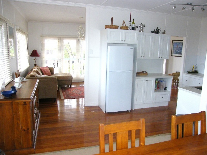 5 Wilgarning Street, Stafford Heights QLD 4053