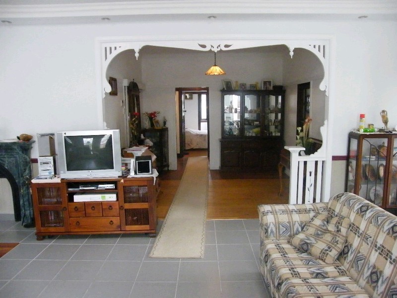 6 Lanham Crescent, Newmarket QLD 4051