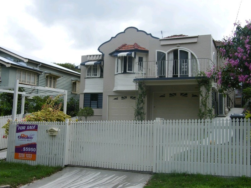 6 Lanham Crescent, Newmarket QLD 4051