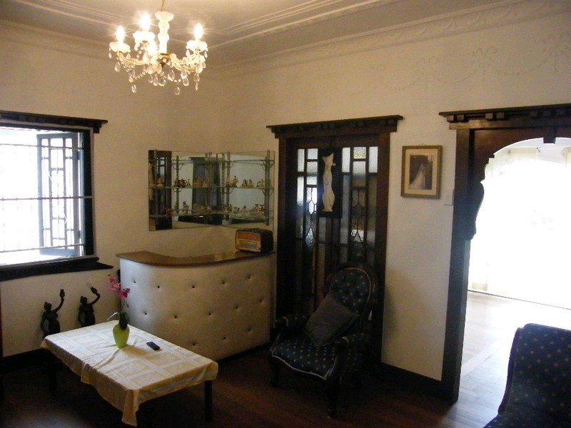 6 Lanham Crescent, Newmarket QLD 4051