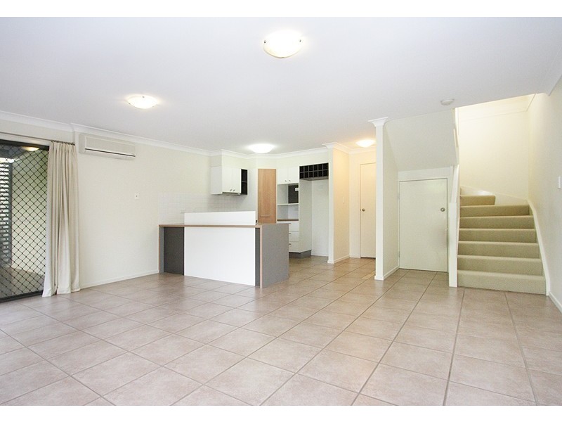 2/80 Wilston Road, Newmarket QLD 4051