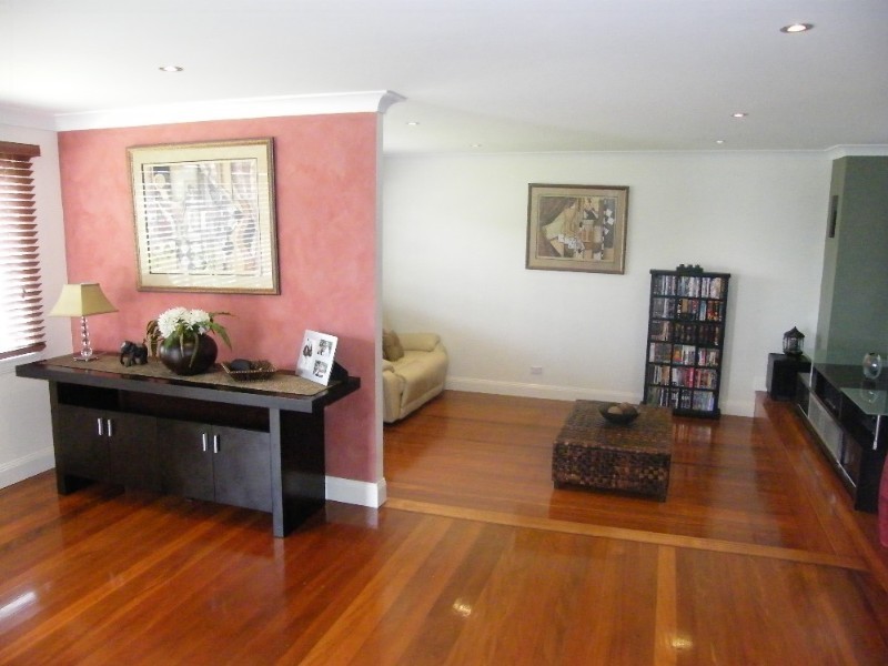 87 Pateena Street, Stafford QLD 4053