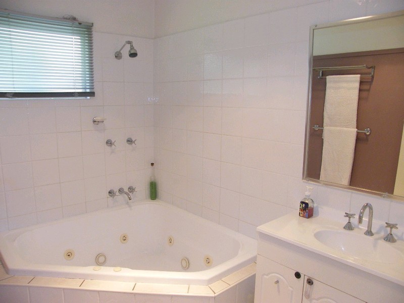 111 Chelford Street, Alderley QLD 4051