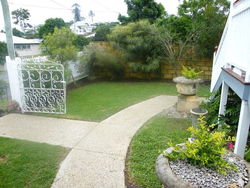 20 Cumberland Street, Windsor QLD 4030