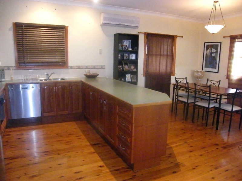 126 Thistle Street, Gordon Park QLD 4031