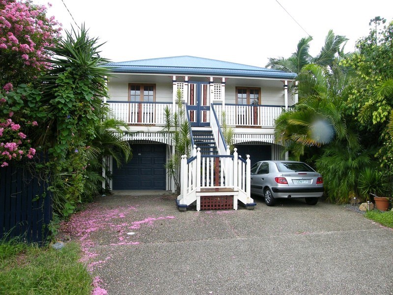 49 Graceville Avenue, Graceville QLD 4075