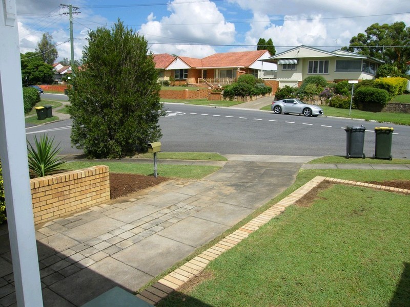 55 Koolewong Street, Stafford Heights QLD 4053