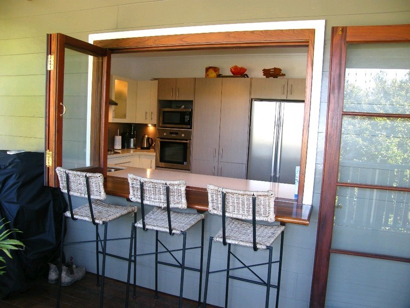 42 Erneton Street, Newmarket QLD 4051