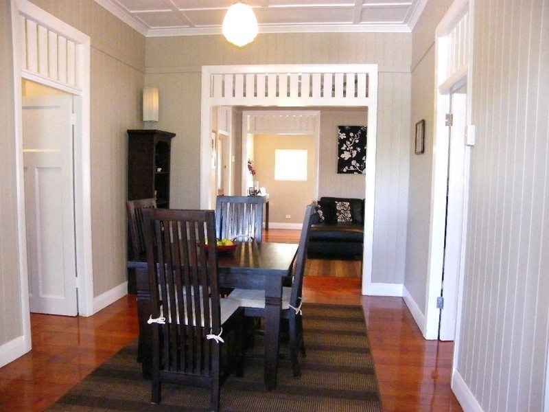 42 Erneton Street, Newmarket QLD 4051