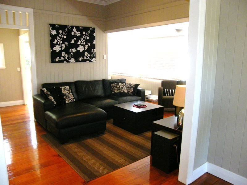 42 Erneton Street, Newmarket QLD 4051