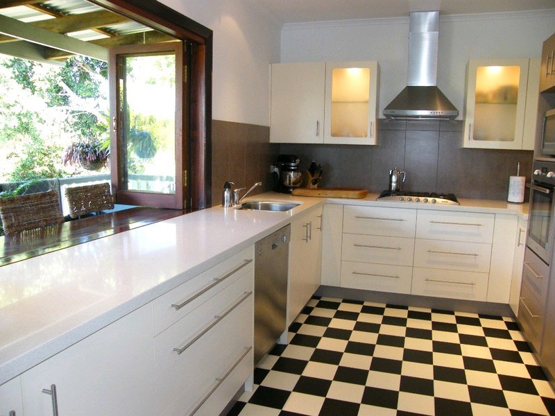 42 Erneton Street, Newmarket QLD 4051