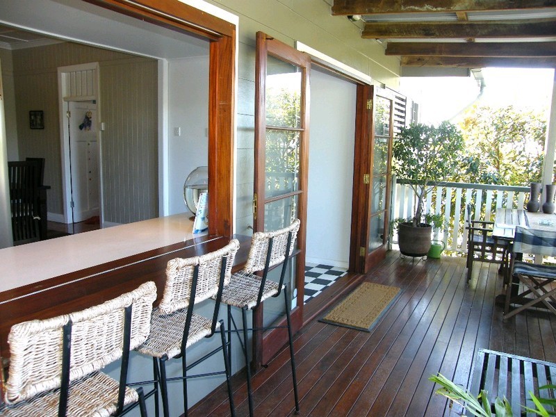 42 Erneton Street, Newmarket QLD 4051