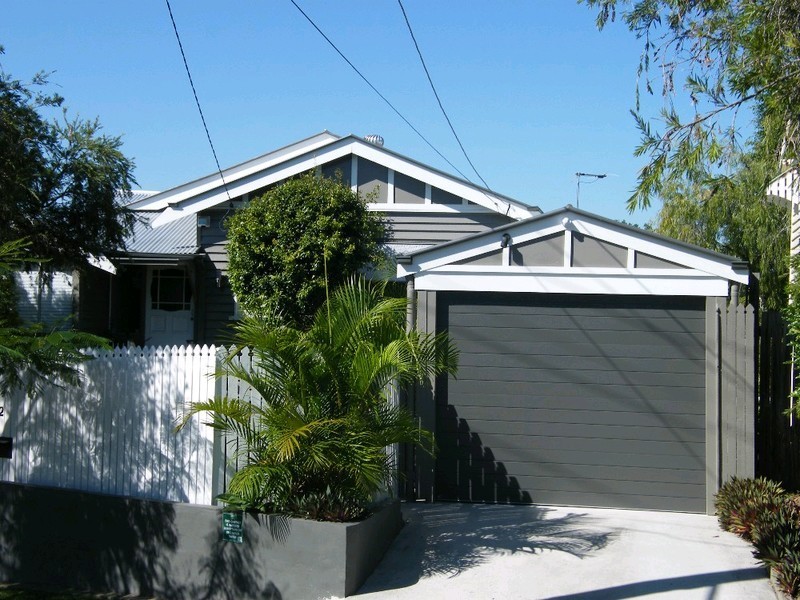 42 Erneton Street, Newmarket QLD 4051