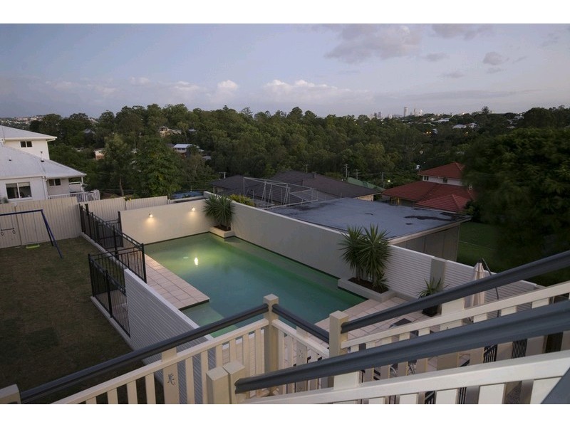 75 Welbeck Street, Alderley QLD 4051