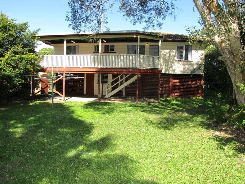 105 Mawson Street, Stafford Heights QLD 4053