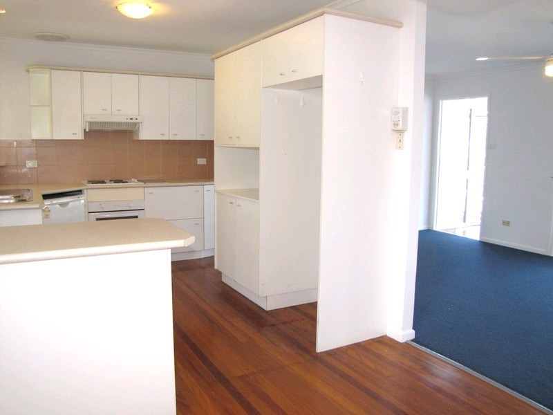 105 Mawson Street, Stafford Heights QLD 4053