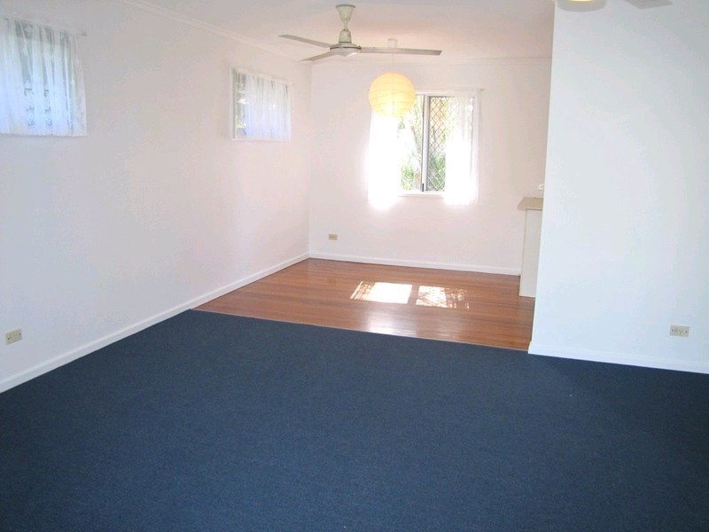 105 Mawson Street, Stafford Heights QLD 4053