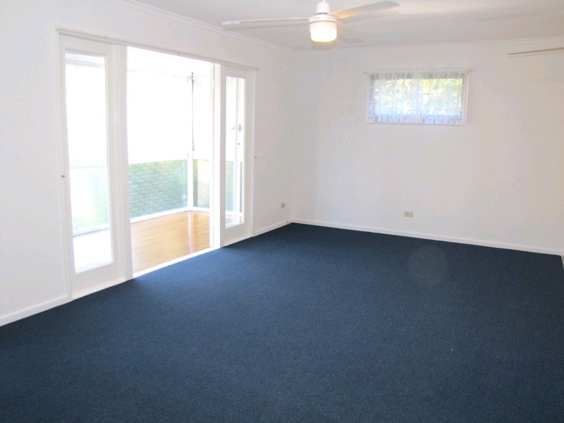 105 Mawson Street, Stafford Heights QLD 4053