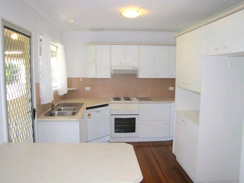 105 Mawson Street, Stafford Heights QLD 4053