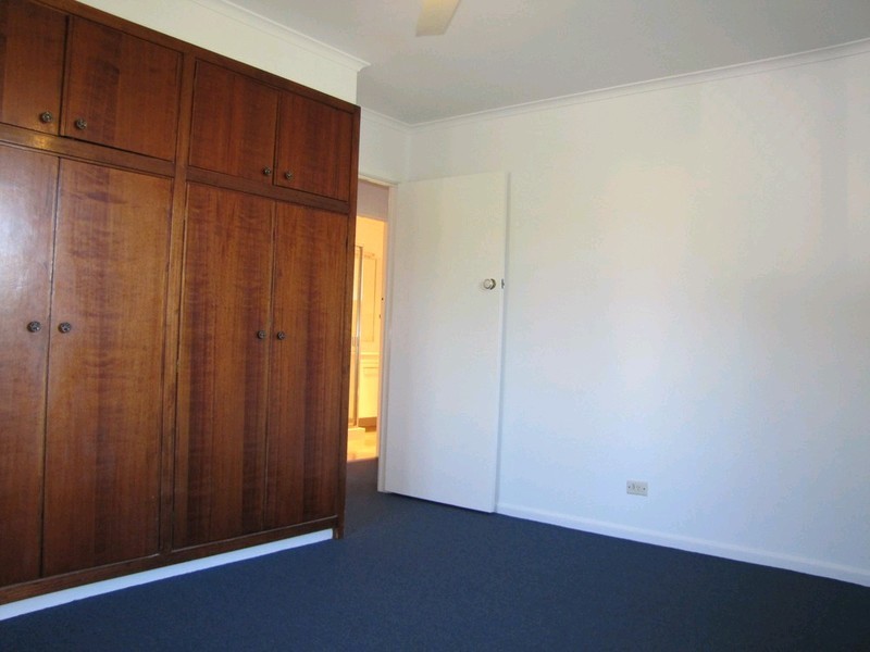 105 Mawson Street, Stafford Heights QLD 4053