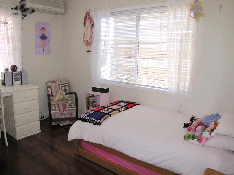 22 Chaplin Street, Stafford Heights QLD 4053