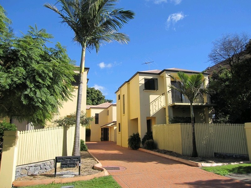4/9 Khartoum Street, Gordon Park QLD 4031