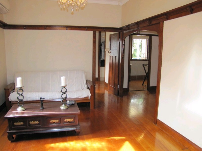11 Graham Street, Windsor QLD 4030