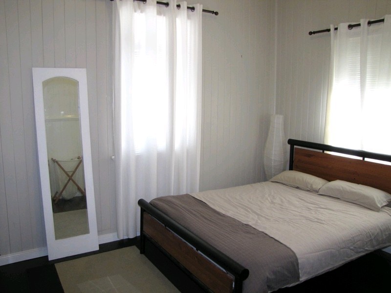 42 Stafford Road, Kedron QLD 4031