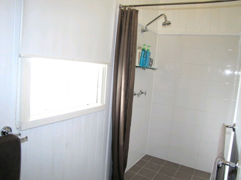 42 Stafford Road, Kedron QLD 4031