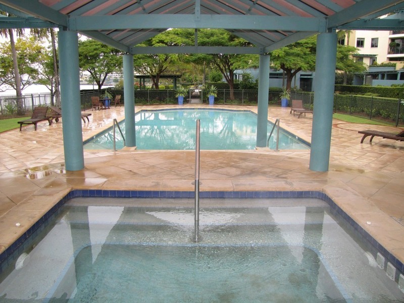 110/57c Newstead Terrace, Newstead QLD 4006