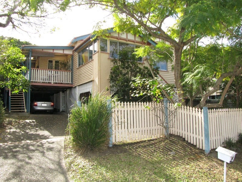 45 Leiper Street, Stafford QLD 4053