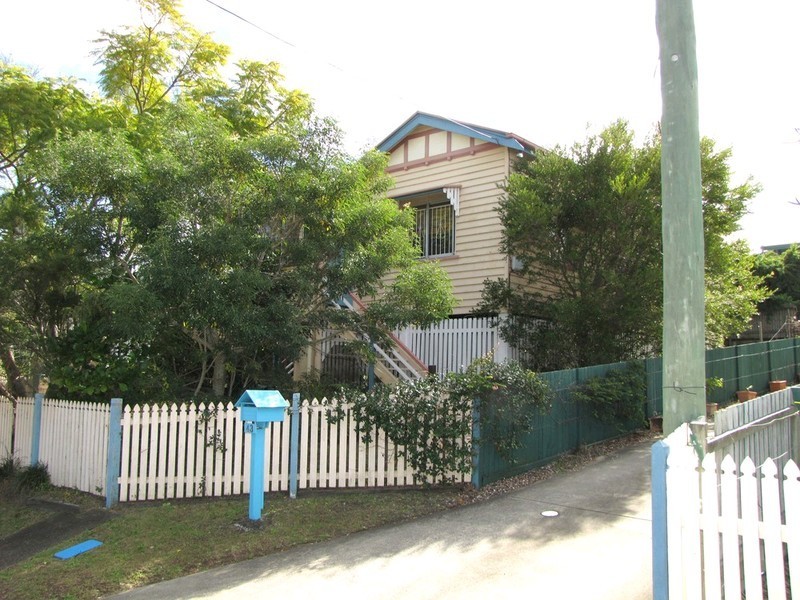 45 Leiper Street, Stafford QLD 4053