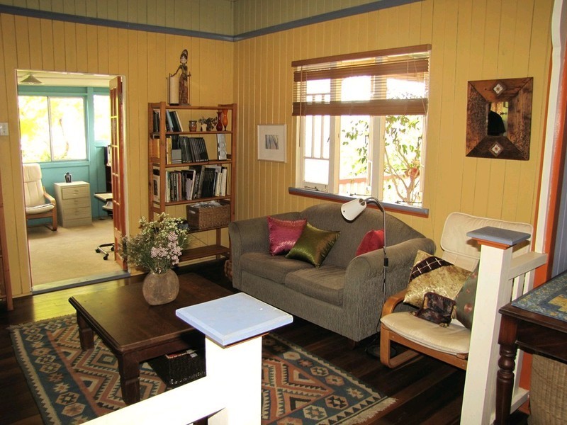 45 Leiper Street, Stafford QLD 4053