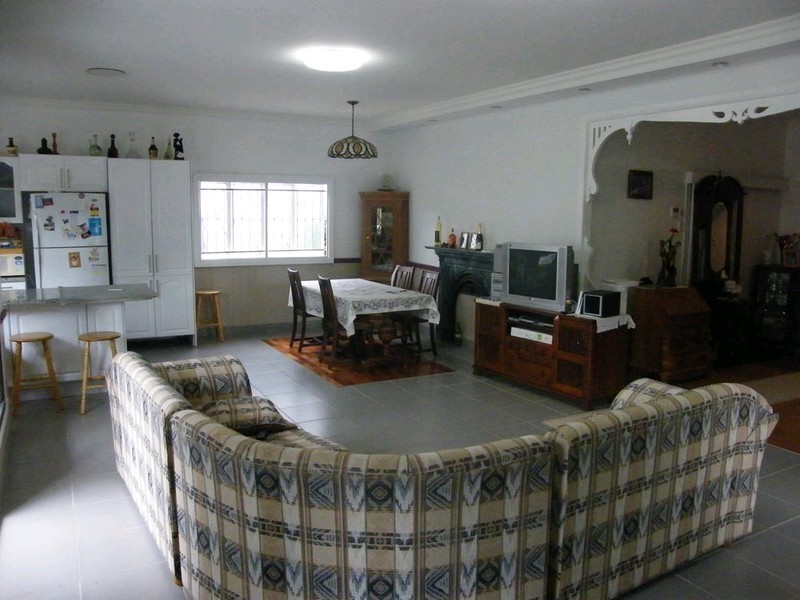 6 Lanham Crescent, Newmarket QLD 4051