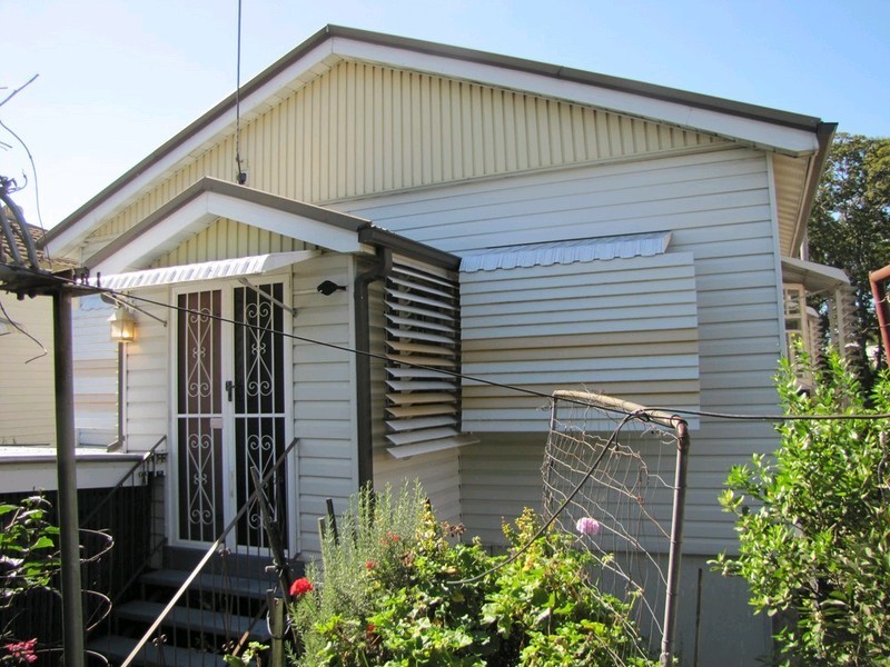 85 Grange Road, Grange QLD 4051