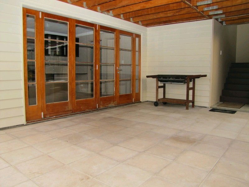 6 Kidgell Street, Stafford QLD 4053