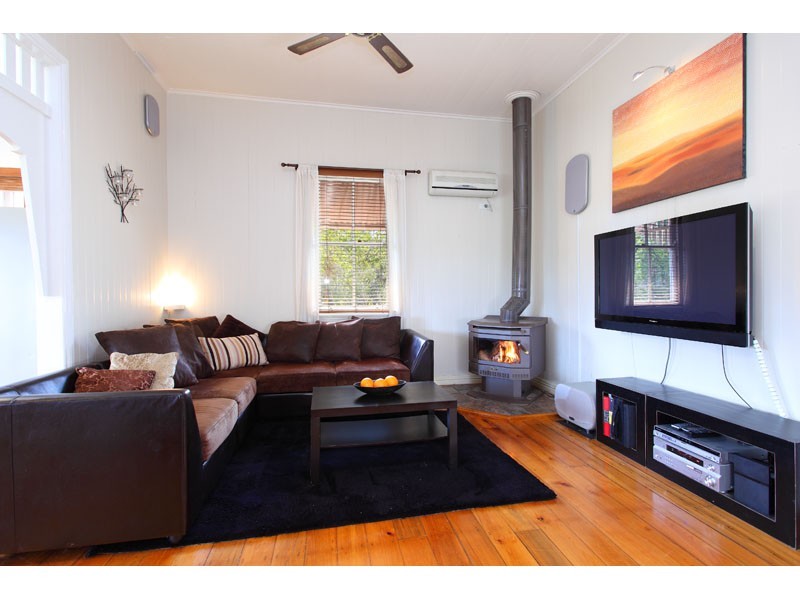 260 Enoggera Road, Newmarket QLD 4051