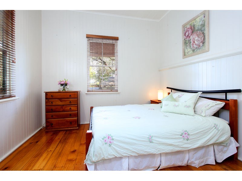 260 Enoggera Road, Newmarket QLD 4051