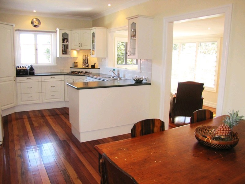 5 Reuben Street, Stafford QLD 4053