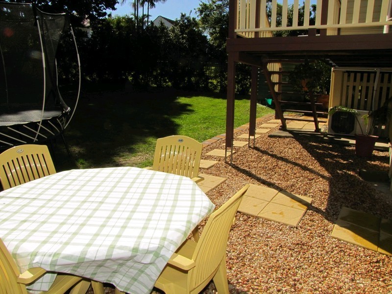 5 Reuben Street, Stafford QLD 4053