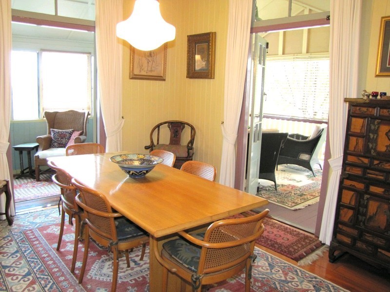 35 Foster Street, Newmarket QLD 4051