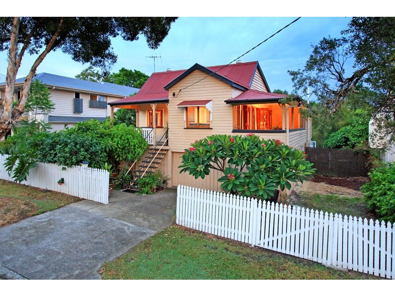 62 Somerset Street, Windsor QLD 4030