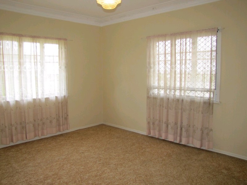 27 Araluen Street, Kedron QLD 4031