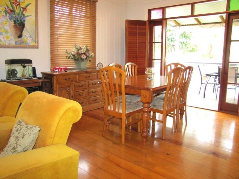 1 Dennis Street, Grange QLD 4051